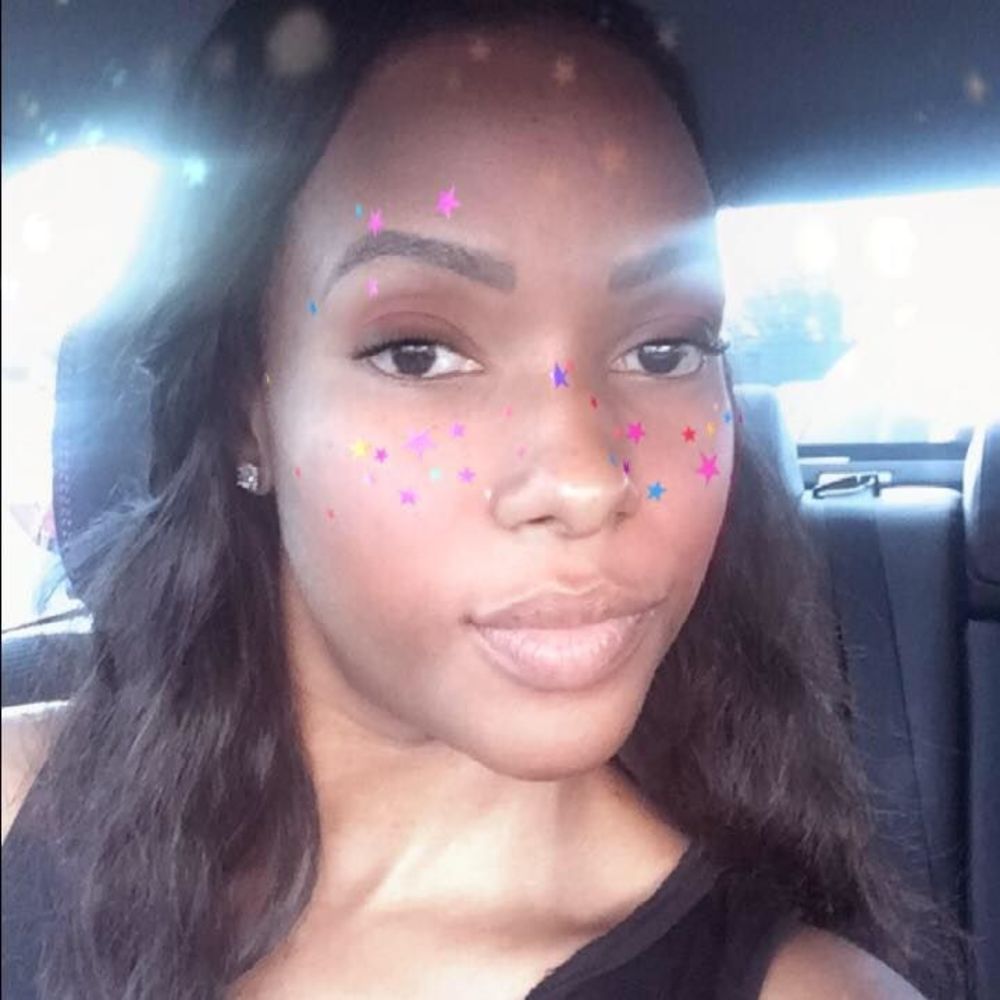 Meet your Posher, Leslie